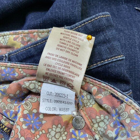 Paige Jeans Low Rise Flared Leg Dark Wash Bell Canyon (27) - Picture 6 of 8